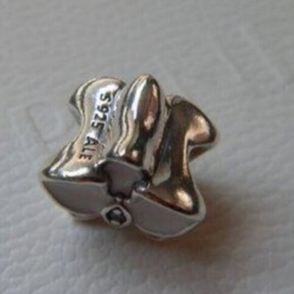 Pandora White Orchid Charm - Picture 4 of 4
